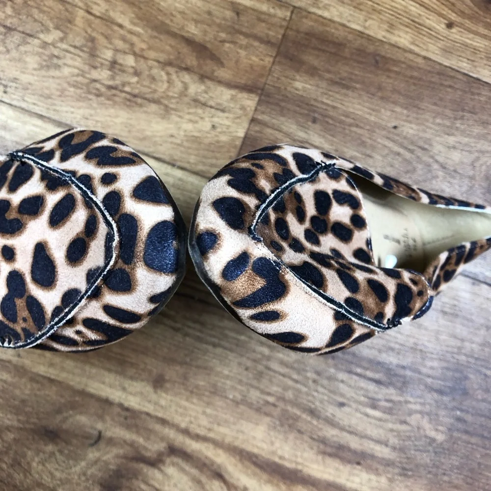 Time & True Leopard Print Slip On Flats Shoes - Picture 9 of 11